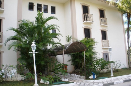 Toninhas Apartment | Excellent apartment 50 meters from the beach of Porpoises Cond. Wembley Tennis
