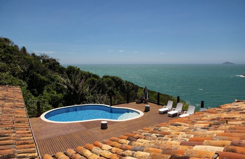 Joao Fernandes House | Excellent Beach House, in João Fernandes overlooking Praia Brava