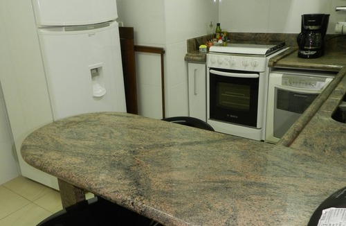 Jardim Vitoria Apartment | Excellent fit 3 blocks from the beach Enseada-Ideal for 6 people