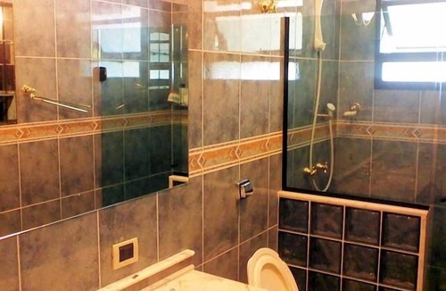 Jardim Acapulco Condo | Excellent single-storey house 05 suites - Jardim Acapulco I