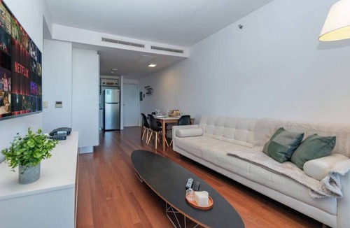 Asuncion Apartment | Executive Retreat with Balcony, Sauna and Pool