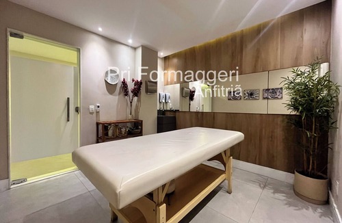 Camboinhas Apartment | Facing Camboinhas Beach | Apartment in the Oceanside Condominium