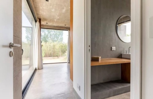 Chacras de Coria House | Family home in a quiet residential neighborhood with nearby wineries