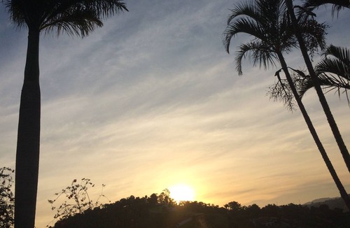 Igarata House | Farm in Closed Condominium and Foot in the water of the dam of Igaratá!