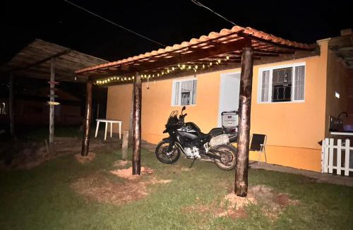 Sarutaia House | Fazenda com Trilhas e Açude -Refúgio Meio Mata Atlântica