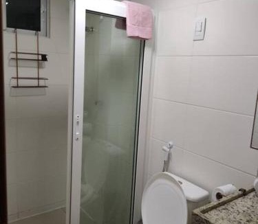 Cabedelo Apartment | Flat a poucos passos da praia e terraço privativo!