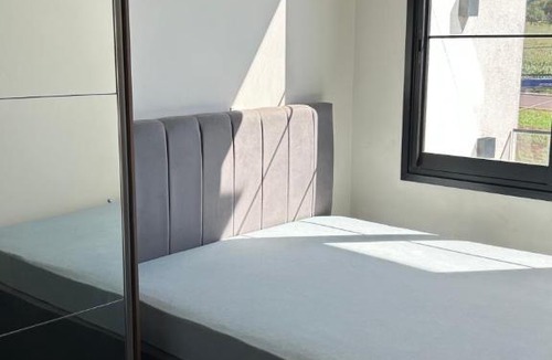 Rio Verde Apartment | Flat com Ar Condicionado e Wi-Fi, Ambiente Familiar Ideal para Casais e Trabalho