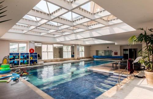 Alphaville Industrial Apartment | Flat equipado em otima localizacao, Wi-Fi e lazer