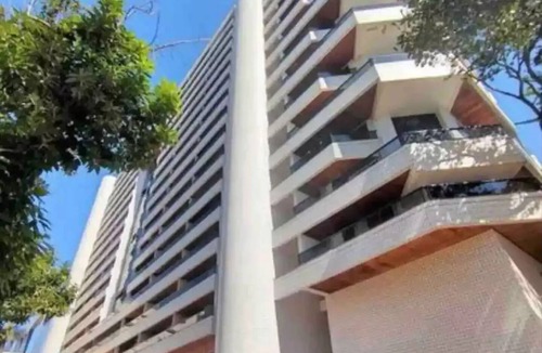 Setor Comercial Sul Apartment | Flat Gigante no Bonaparte C