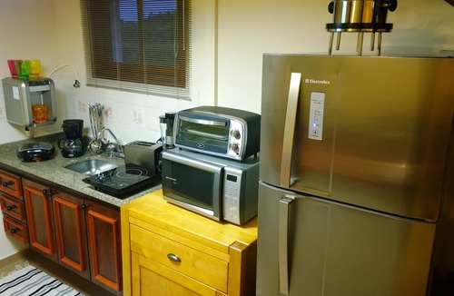 Alto do Capivari Apartment | *FLAT in the mountain for 7 people (3 bedrooms)* HEATED POOL*