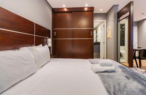Chacara Santo Antonio Apartment | Flat king size, consulado, garagem + A/C | em 6x