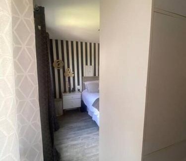 Smin Apartment | Flat luxuoso -Resort beira lago com a vista incrível