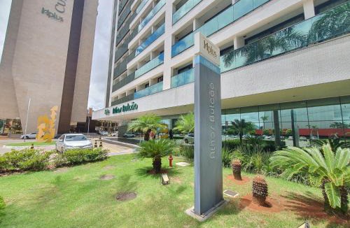 Setor Hoteleiro Norte Hotel | FLAT NO ATHOS BULCÃO HOTEL, 14º ANDAR, VISTA DA CIDADE, AO LADO DA ESPLANADA DOS MINISTÉRIOS E DO ESTÁDIO MANÉ GARRINCHA, SMART TV, WI-FI, PISCINA, ACADEMIA, ESTACIONAMENTO GRÁTIS, DE FRENTE AO BRASÍLIA SHOPPING By REI DOS FLATS