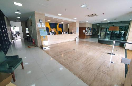 Setor Hoteleiro Norte Hotel | FLAT NO ATHOS BULCÃO HOTEL, 14º ANDAR, VISTA DA CIDADE, AO LADO DA ESPLANADA DOS MINISTÉRIOS E DO ESTÁDIO MANÉ GARRINCHA, SMART TV, WI-FI, PISCINA, ACADEMIA, ESTACIONAMENTO GRÁTIS, DE FRENTE AO BRASÍLIA SHOPPING By REI DOS FLATS