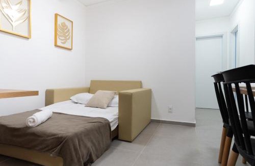 Centro Apartment | Flo - 602 - Central Novo 2 Qtos com ar, academia e lava e seca