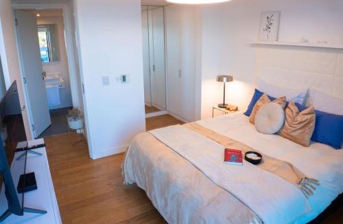 Buceo Apartment | Forum Puerto del Buceo - Apartamento de 1 Dormitorio con vista al mar - Piscinas climatizadas interiores y exteriores - Sauna - Gimnasio completo y moderno - concierge 24 horas - Acepta mascotas