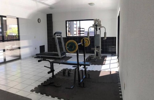 Ponta Verde Apartment | Fully furnished apartment 2 blocks from Ponta Verde beach.