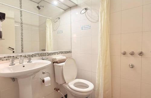 Villa Angela Apartment | G6 Monoambiente King con Cochera en Villa Ángela