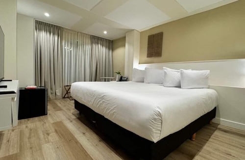 El Centro Hotel | Gardi Hotel & Suites