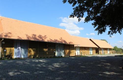 Pomerode Cabin | Garten Chalés