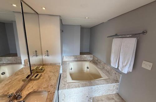 Jardins Apartment | George V