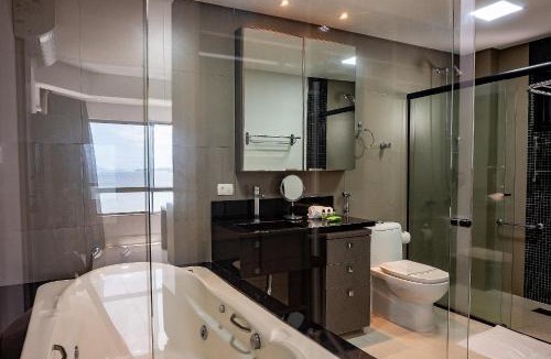 Barra Sul Apartment | GHBC01 - Apt Beira Mar - 3 Suítes - 3 vgs de gargem