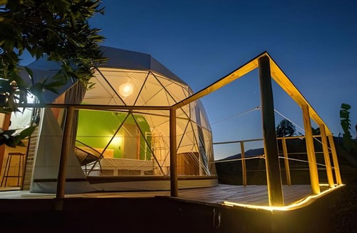 Dores do Rio Preto Ski Chalet | Glamping Caparaó |Hidro e Rio Privativo-Samambaia