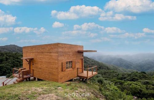 Anitapolis House | Gorgeous Mountain Jacuzzi Cabin VST013