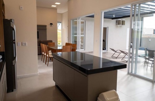 Paranapanema Cottage | Graciosa House - Swimming Pool with Reservoir View - Riviera XIII