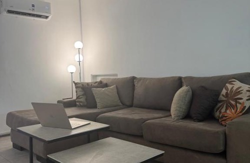 Historic Center Apartment | Gran departamento en Centro Aristides Villanueva Mendoza