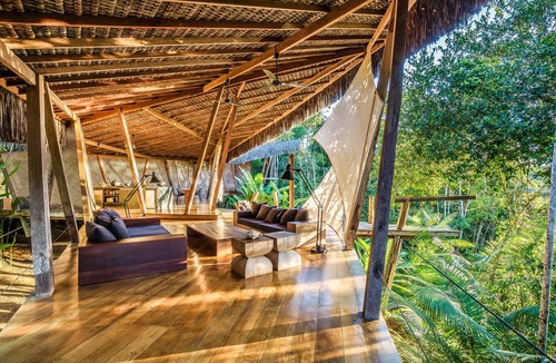 Itacare House | Green Whisper House