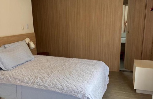 Guarajuba House | Guarajuba com 5 suítes, piscina e espaço gourmet