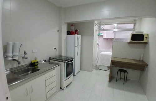 Balneario Cidade Atlantica Apartment | Guarujá, entire apartment, Enseada beach 2 minutes walk!