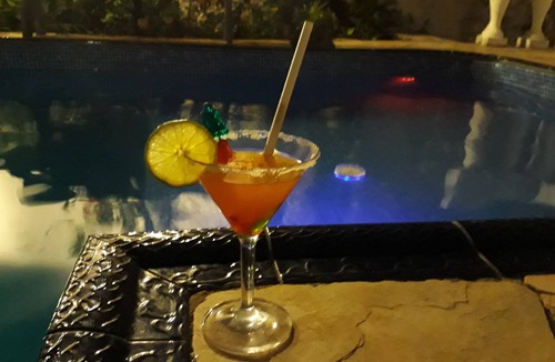 Jardim Virginia House | Guaruja large 5 bedroom house (2 suites) 7 min walk from the beach + pool barbecue area