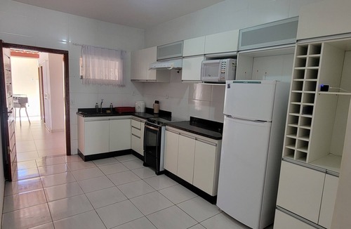 Guriri House | Guriri 3 Bedroom, 2 car garage,Beach House, great location, 2 min to the beach