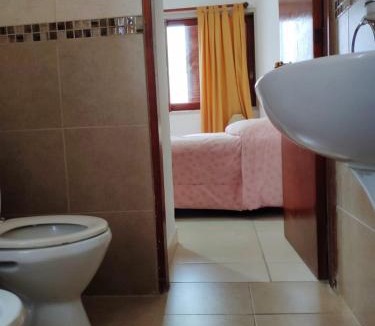 Parana House | Habitación con baño privado hasta 4 personas