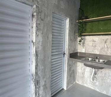 Balneario Gaivota Apartment | Havana Flats - Apto superior com ar - 700m praia - Área Gourmet com 3 churrasqueiras