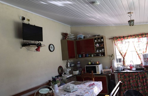 Vila Paula House | Have a wonderful time at the Romantic and Charming Corner