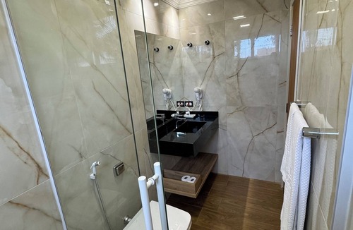 Assis Hotel | HD Plaza Hotel