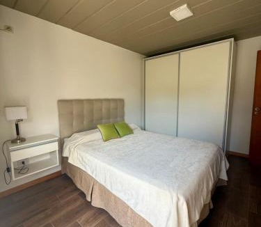 Santa Fe Apartment | Hermoso Dúplex de 2 dormitorios con jardín