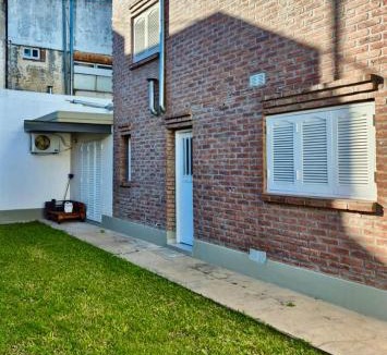 Santa Fe Apartment | Hermoso Dúplex de 2 dormitorios con jardín