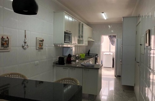 Pitangueiras Apartment | High Standard Apartment FULL FRONT TO THE SEA.