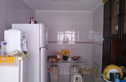 Guilhermina Apartment | High standard beach front av beach with parasol chairs installed on the beach
