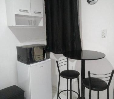 Mirim House | Hospedagem Primeira Quadra da Praia