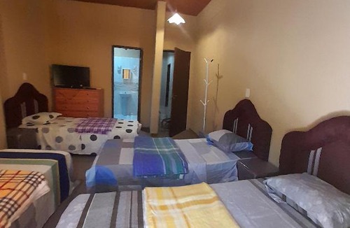 Luque House | Hospedaje San Miguel
