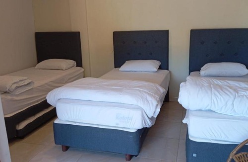 Carmen Del Parana Hotel | Hospedaje y Camping Carmen del Parana