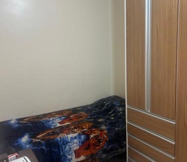 Zona Leste House | Hospeday