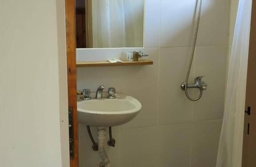 10 de Diciembre Hostel | Hostal El Korú