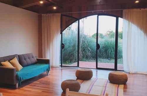 Colonia Chapadmalal Hotel | Hostería Casa Angirû