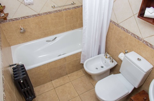 Macrozona Bahia Redonda y Primeros Faldeos Hotel | Hostería Koi Aiken